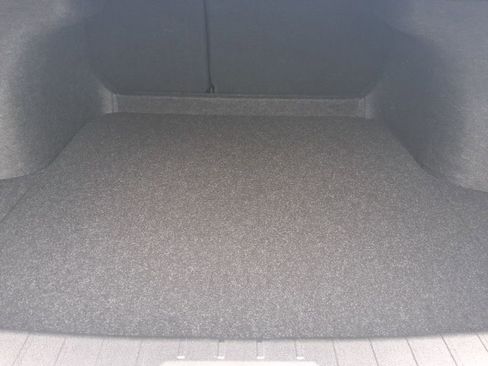 New 2026 Nissan Sentra SR w/ Floor Mat Package FWD image 8