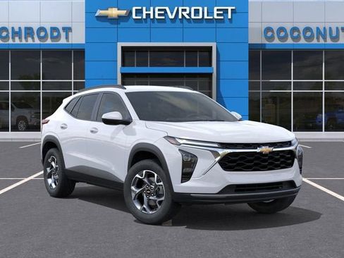 New 2026 Chevrolet Trax LT FWD image 7