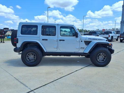 Used 2023 Jeep Wrangler Unlimited Rubicon 392 AWD/4WD image 5