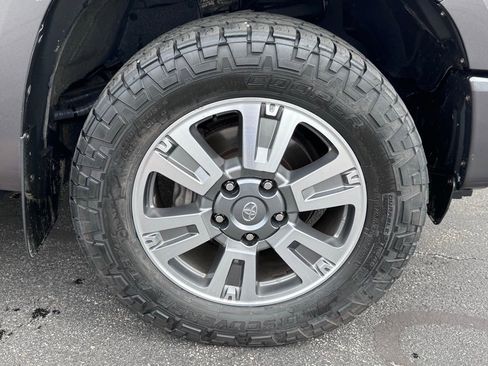 Used 2019 Toyota Tundra Platinum AWD/4WD image 50