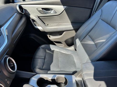 Used 2020 Chevrolet Blazer LT FWD image 13