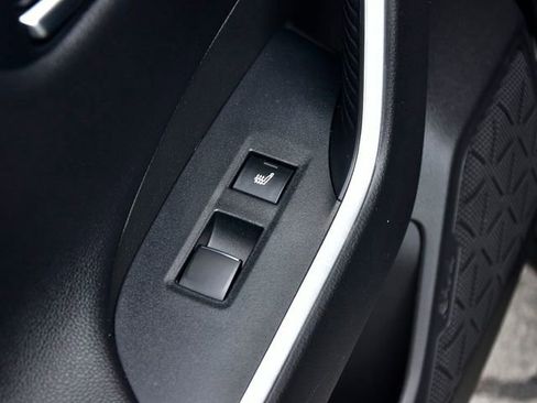 Used 2021 Toyota RAV4 Limited AWD/4WD image 17