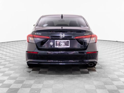 Used 2023 Honda Civic Sport image 9