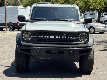 Certified 2021 Ford Bronco Black Diamond w/ Sasquatch Package