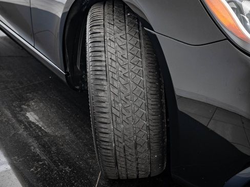 Used 2017 Mercedes-Benz SLC 43 AMG image 40