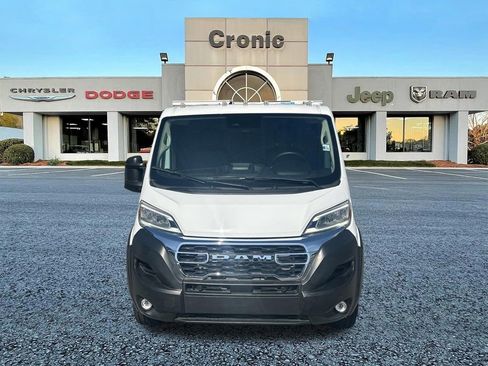 Used 2025 RAM ProMaster 2500 w/ Quick Order Package 22G SLT FWD image 8