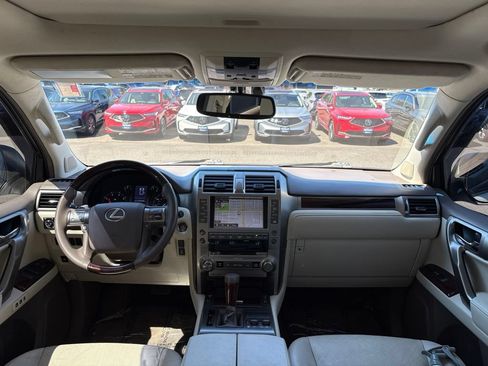 Used 2015 Lexus GX 460 w/ Premium Package AWD/4WD image 26