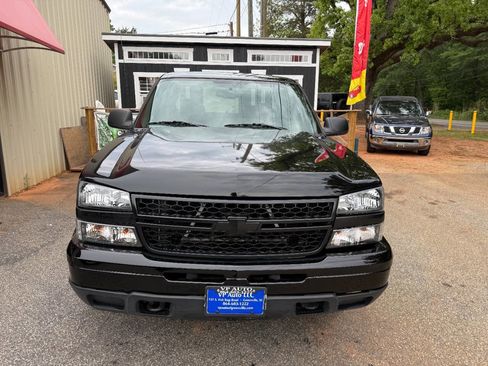 Used 2006 Chevrolet Silverado 1500 LT w/ Light Duty Power Package RWD image 2