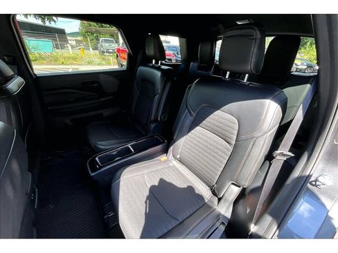 Used 2025 Nissan Pathfinder Rock Creek AWD/4WD image 25