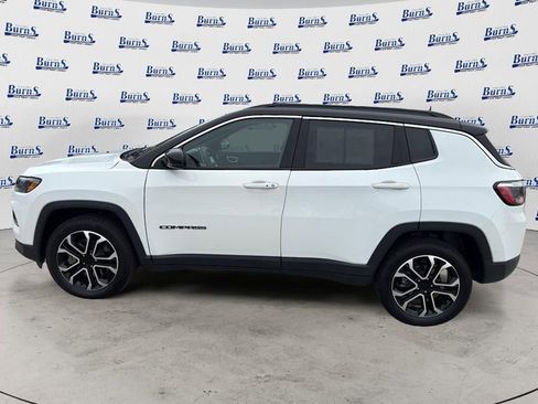 Used 2023 Jeep Compass Limited AWD/4WD image 4