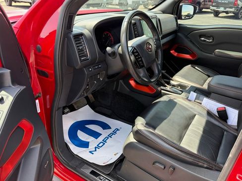 Used 2023 Nissan Frontier PRO-4X w/ Pro-4X Premium Package image 13