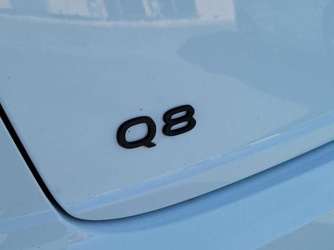 New 2025 Audi Q8 Premium image 11
