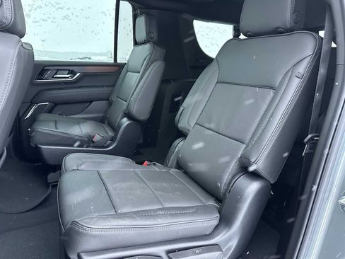 New 2026 GMC Yukon XL Denali w/ Sun & Power Step Package AWD/4WD image 19
