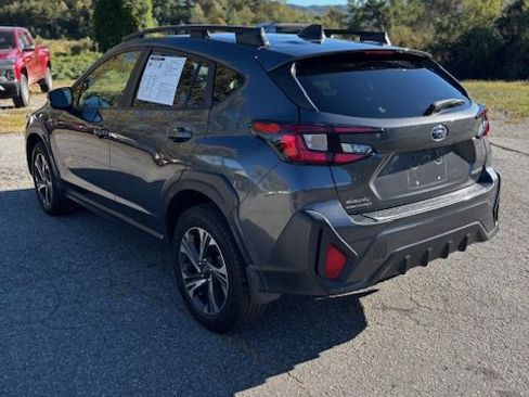 Used 2024 Subaru Crosstrek 2.0i Premium image 8