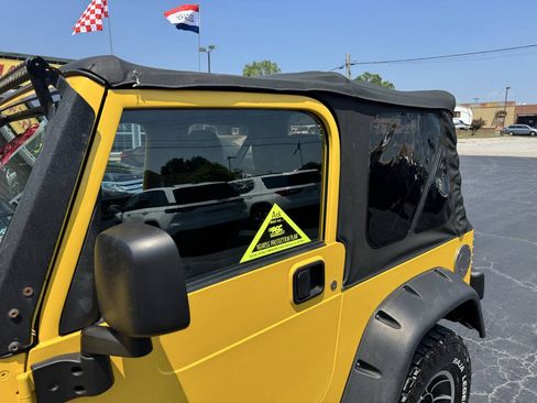 Used 2006 Jeep Wrangler X AWD/4WD image 15