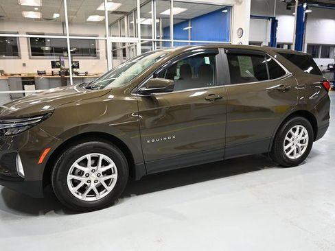 Used 2023 Chevrolet Equinox LT image 7