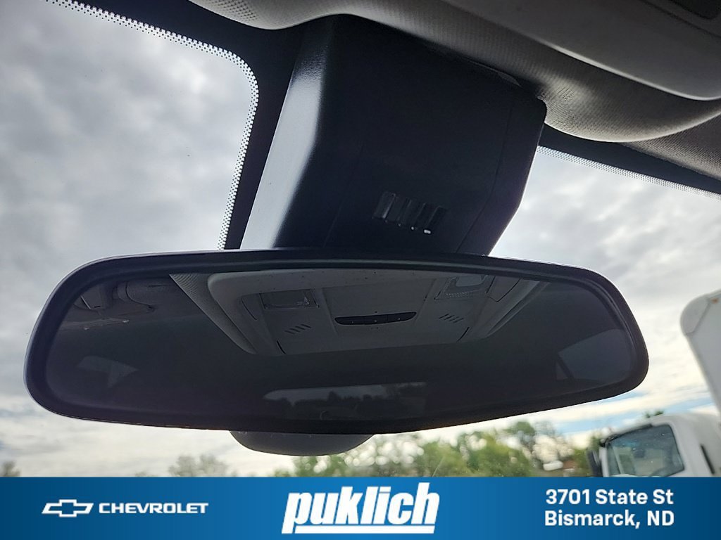Used 2020 Chevrolet Equinox LT w/ Driver Convenience Package AWD/4WD image 18