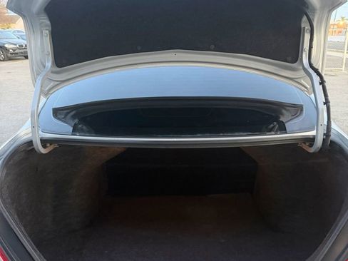 Used 2017 Nissan Versa S Plus image 22