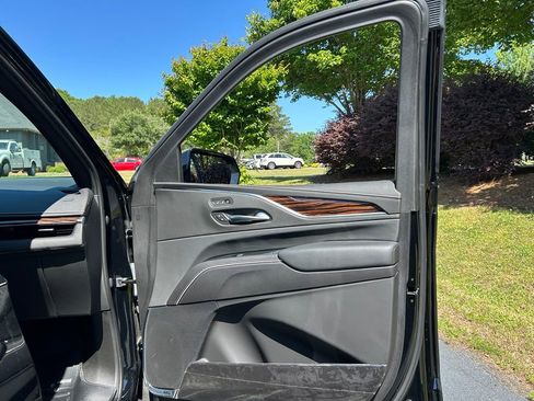 Used 2023 Cadillac Escalade ESV Premium Luxury RWD image 61