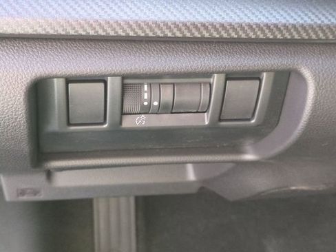 New 2025 Subaru Crosstrek 2.5i Limited image 18