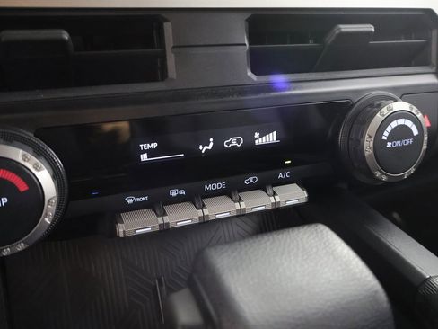 Used 2025 Toyota 4Runner SR5 image 46