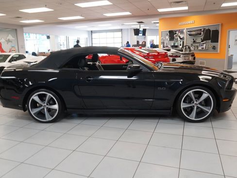Used 2013 Ford Mustang GT Premium w/ Comfort Pkg RWD image 12