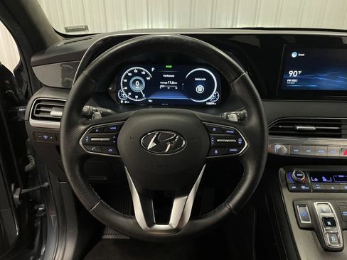 Used 2022 Hyundai Palisade Calligraphy FWD image 17