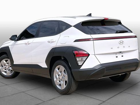 Used 2026 Hyundai Kona SE FWD image 13