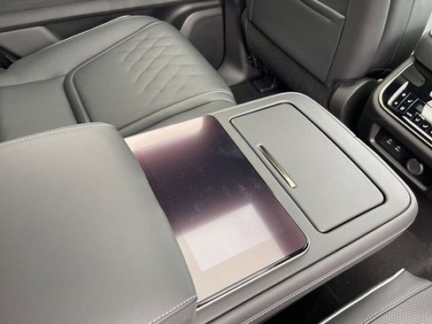 New 2025 INFINITI QX80 Autograph image 16