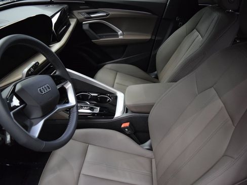 New 2025 Audi Q5 Premium Plus image 4