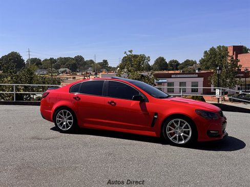 Used 2017 Chevrolet SS RWD image 4