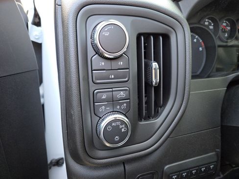 New 2026 GMC Sierra 2500 Pro w/ Convenience Package image 4