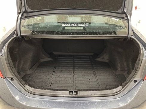 Used 2017 Toyota Corolla LE w/ Carpet Mat Package (TMS) FWD image 13