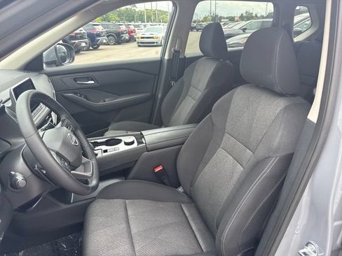 Certified 2026 Nissan Rogue SV AWD/4WD image 14