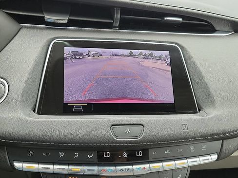 Used 2019 Cadillac XT4 Premium Luxury FWD image 15