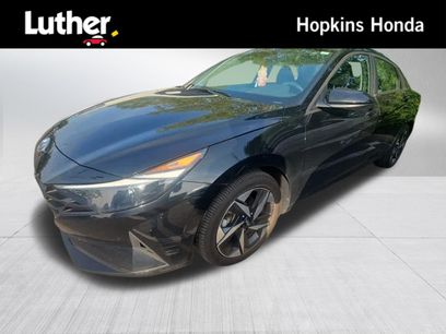 Used 2023 Hyundai Elantra SEL w/ Convenience Package