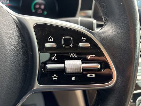 Used 2021 Mercedes-Benz C 300 Sedan image 19