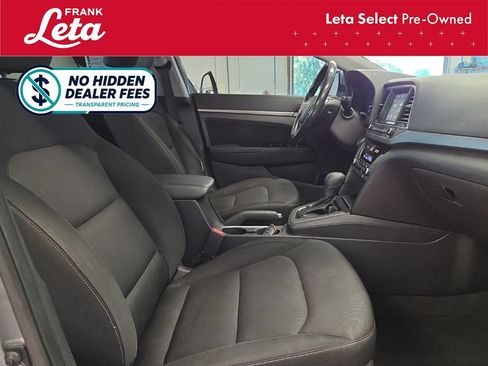 Used 2018 Hyundai Elantra Value Edition FWD image 26