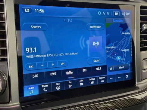 Used 2025 Ford F150 Lariat w/ Equipment Group 502A High AWD/4WD image 15