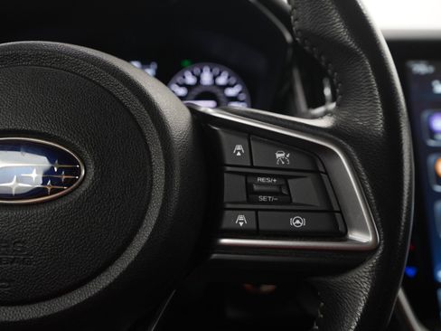Used 2024 Subaru Outback Premium AWD/4WD image 25