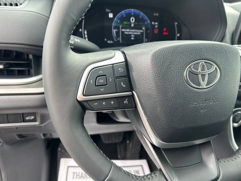 Used 2026 Toyota Grand Highlander FWD image 27