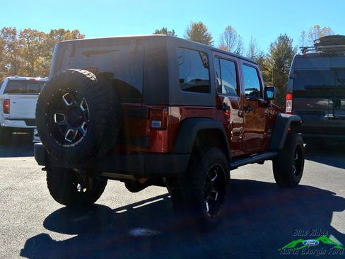 Used 2013 Jeep Wrangler Unlimited Sport image 5