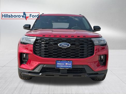 New 2026 Ford Explorer ST-Line w/ ST-Line Street Pack RWD image 2