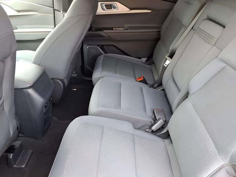 Used 2026 Ford Explorer Active RWD image 7