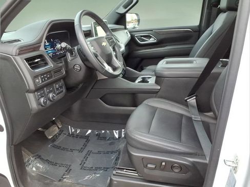 Used 2023 Chevrolet Tahoe LT w/ LT Signature Package AWD/4WD image 11