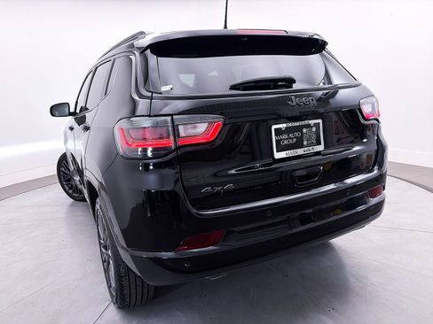 Used 2023 Jeep Compass High Altitude AWD/4WD image 10