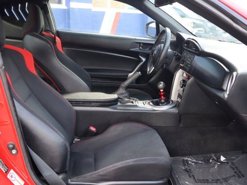 Used 2013 Scion FR-S RWD image 16