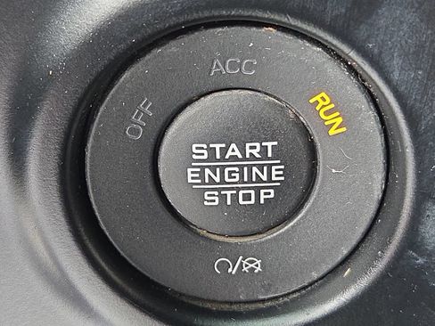 Used 2022 Jeep Wrangler Unlimited Sport AWD/4WD image 16