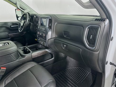 Used 2020 Chevrolet Silverado 2500 LTZ w/ LTZ Plus Package image 31