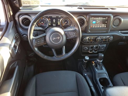 Certified 2022 Jeep Wrangler Unlimited Sport image 13